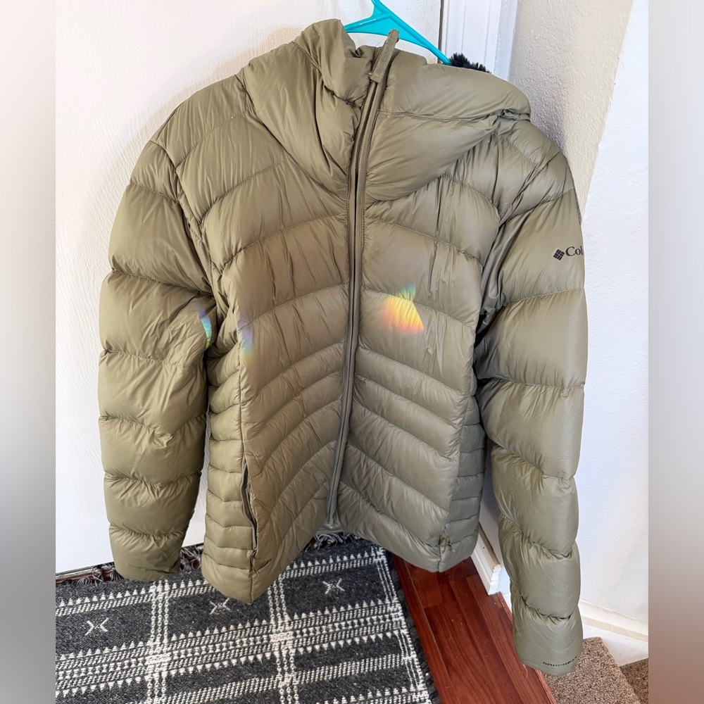 Columbia Green Puffer Jacket- Womens